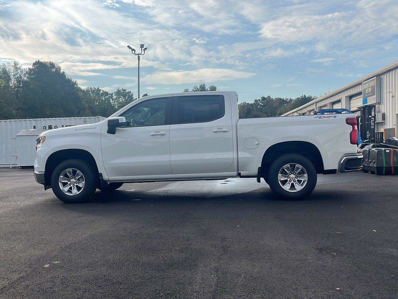 New 2026 Chevrolet Silverado 1500 LT w/ LPO, Dark Essentials Package AWD/4WD image 2