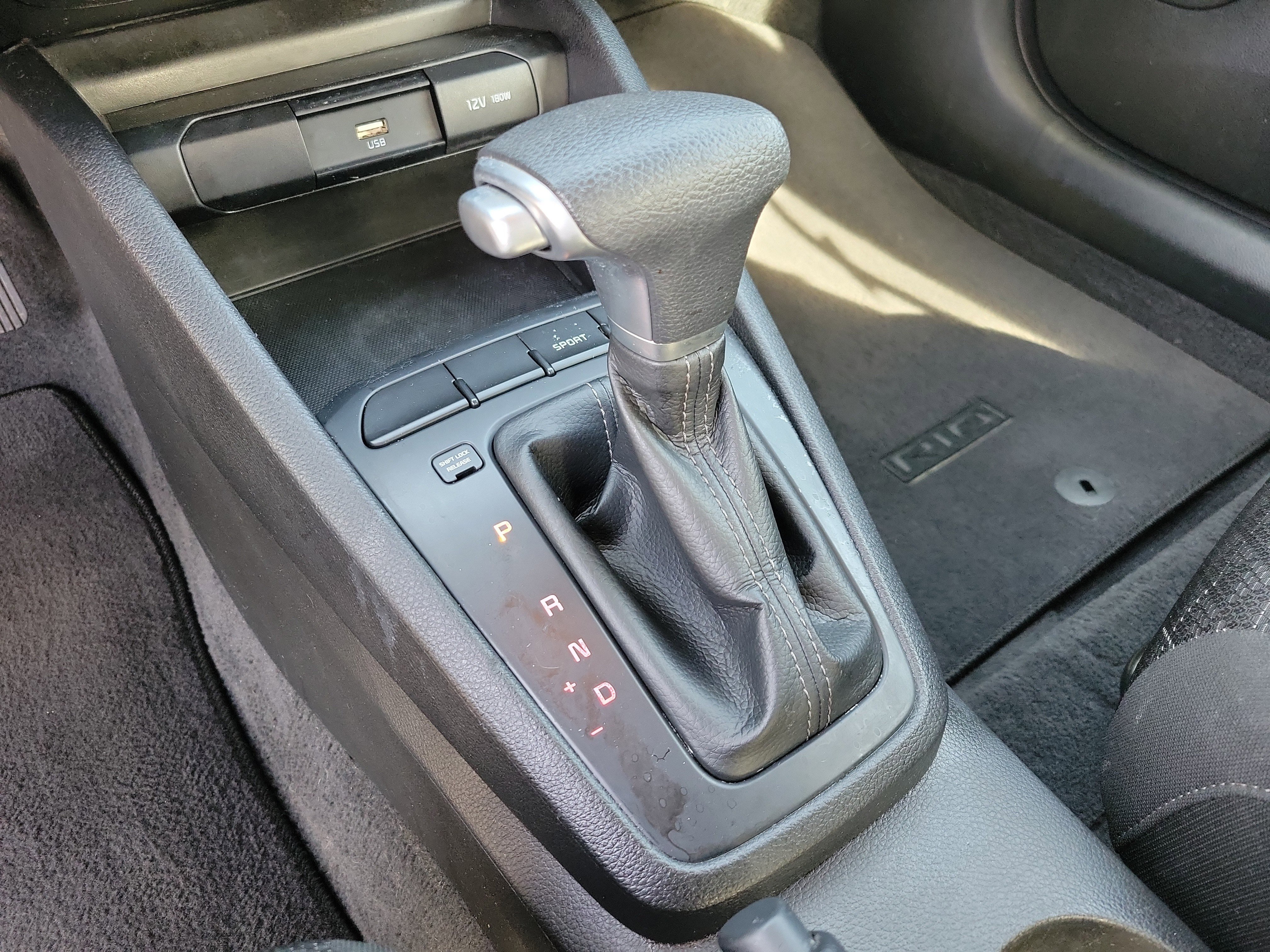 Used 2022 Kia Rio LX image 11