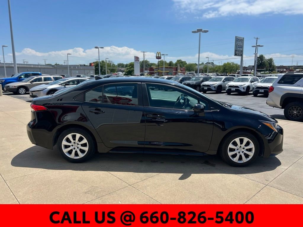 Used 2024 Toyota Corolla LE FWD image 4