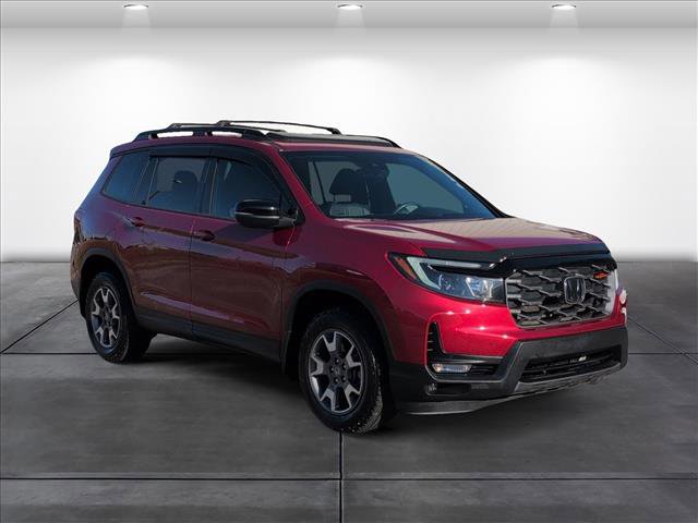 Certified 2022 Honda Passport TrailSport image 2