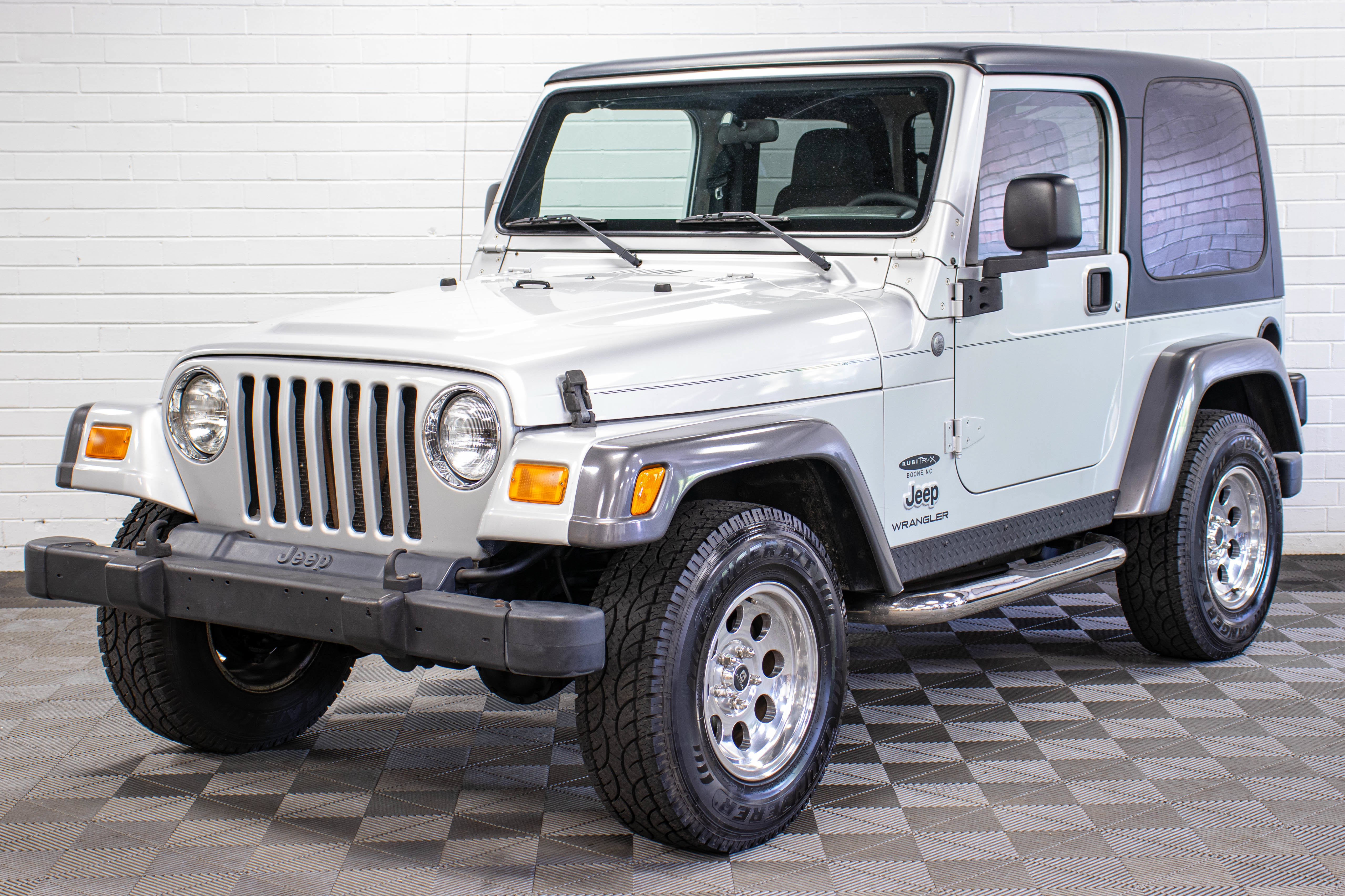 Used 2004 Jeep Wrangler X w/ Convenience Group AWD/4WD image 7