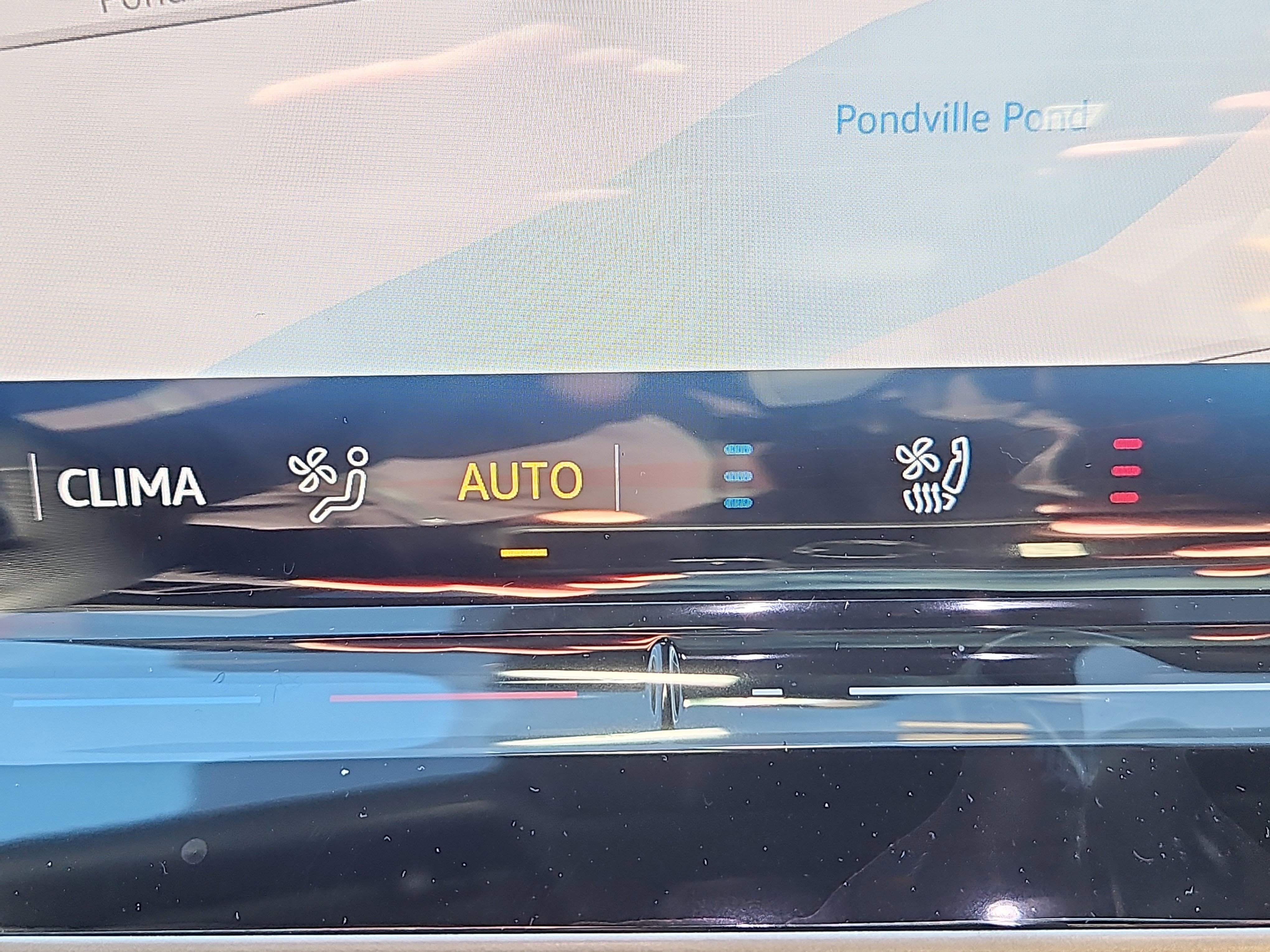 New 2026 Volkswagen Tiguan SEL R-Line image 12