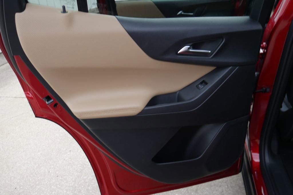 New 2026 Chevrolet Equinox ACTIV image 32