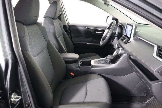 Used 2024 Toyota RAV4 XLE w/ Convenience Package image 18
