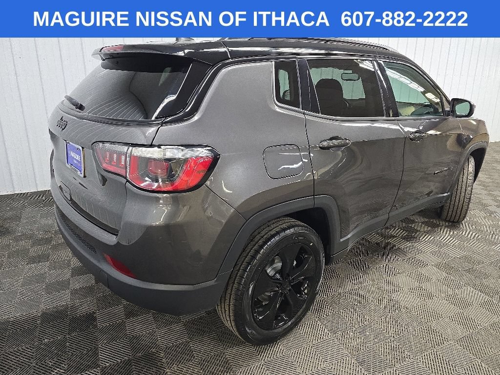 Used 2020 Jeep Compass Latitude AWD/4WD image 10