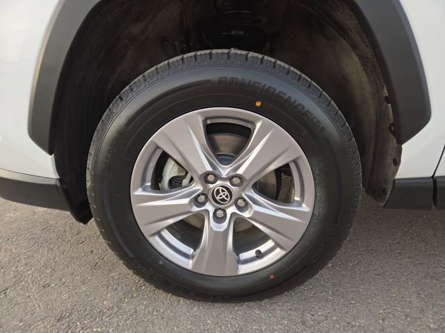 Used 2023 Toyota RAV4 XLE image 7