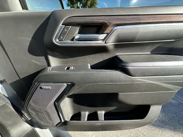 Used 2024 Chevrolet Silverado 1500 LT Trail Boss w/ Convenience Package II AWD/4WD image 21