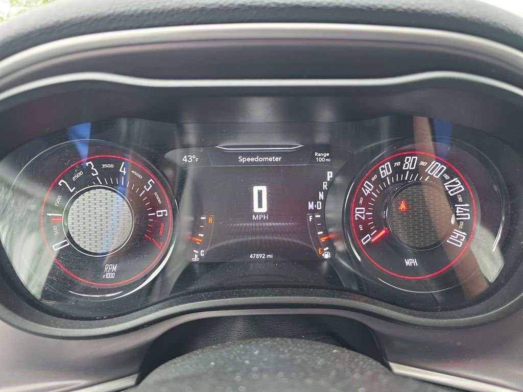 Used 2022 Dodge Challenger SXT w/ Driver Convenience Group AWD/4WD image 16