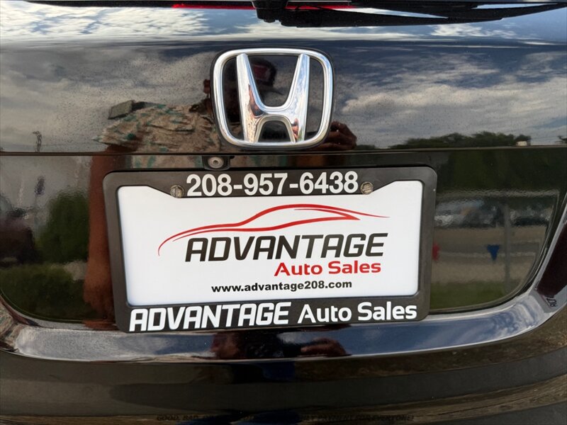 Used 2016 Honda HR-V EX image 32