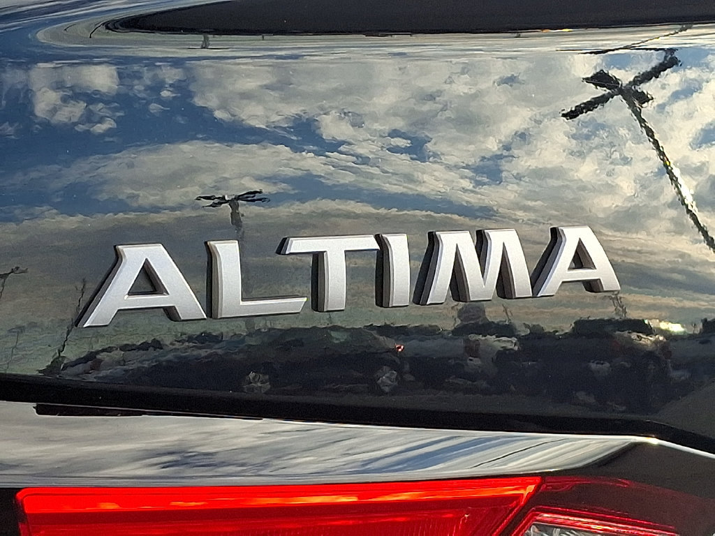 Used 2025 Nissan Altima 2.5 SV AWD/4WD image 30