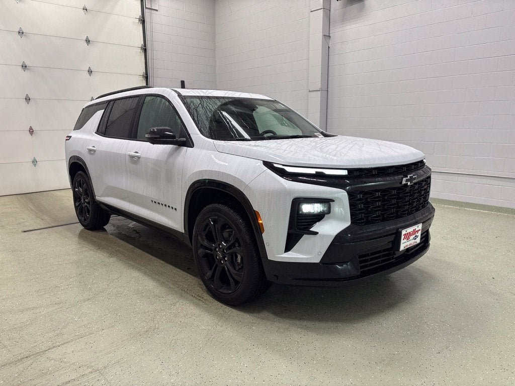 New 2027 Chevrolet Traverse RS w/ LPO, Floor Liner Package AWD/4WD image 2