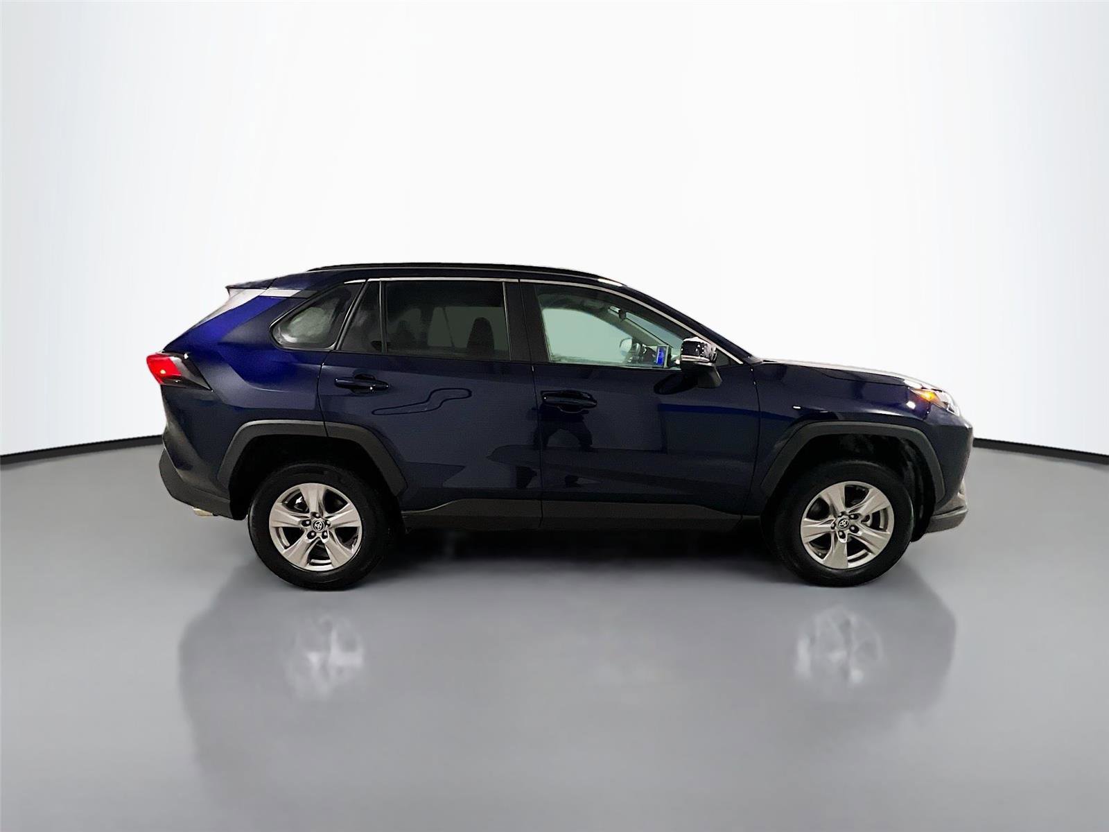 Used 2025 Toyota RAV4 XLE image 34