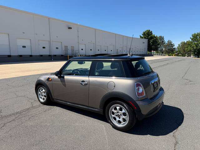 Used 2013 MINI Cooper Hardtop FWD image 3