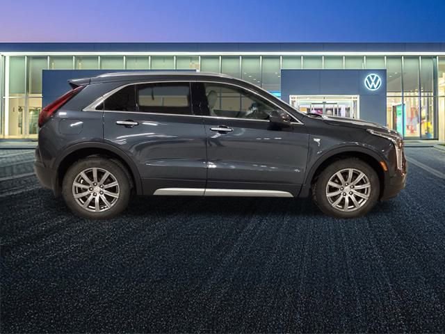 Used 2019 Cadillac XT4 Premium Luxury w/ Cold Weather Package image 6