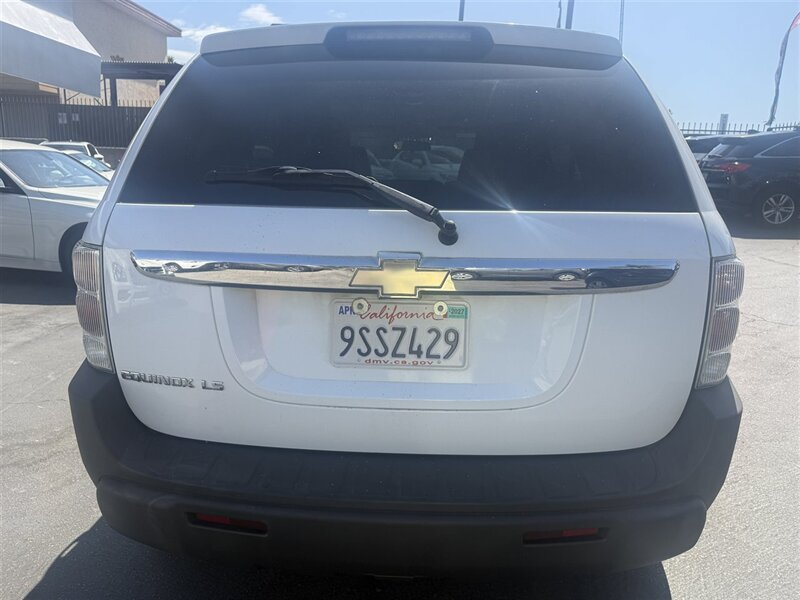 Used 2005 Chevrolet Equinox LS FWD image 3