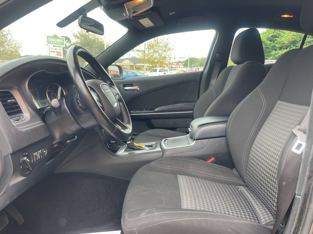 Used 2023 Dodge Charger SXT image 14