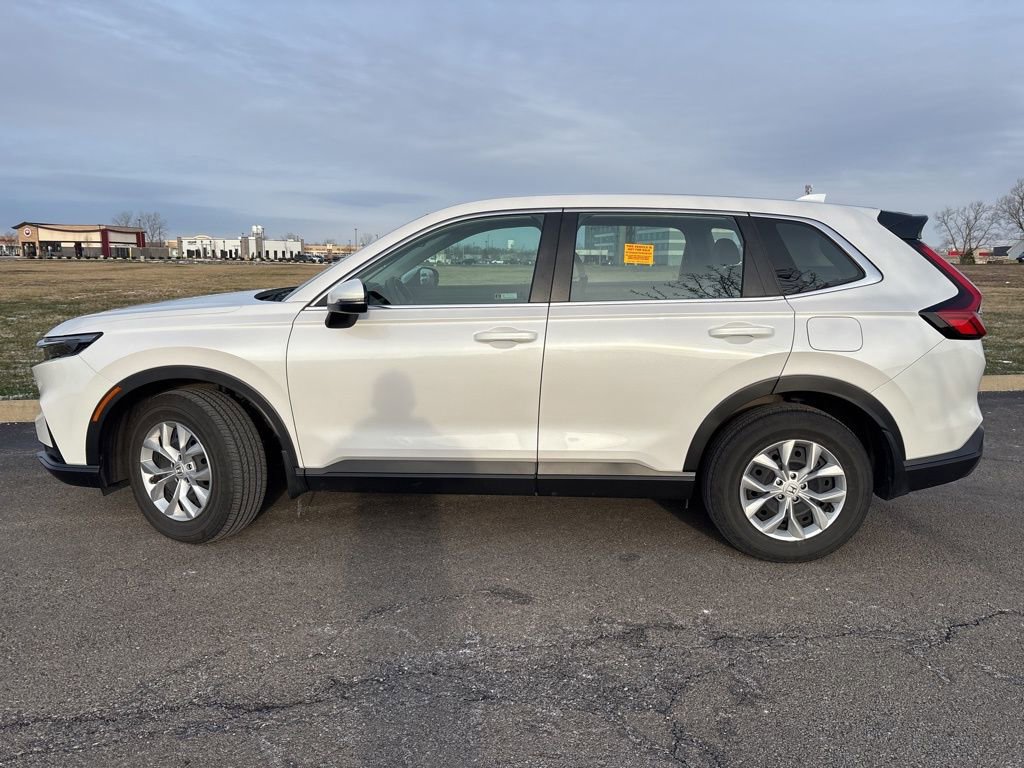 Used 2023 Honda CR-V LX image 6