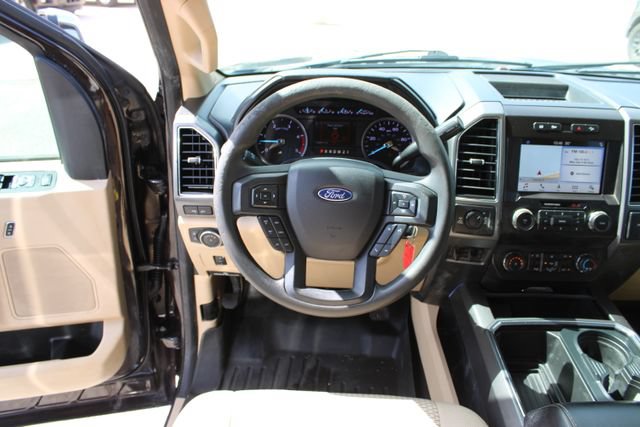 Used 2019 Ford F250 XLT w/ XLT Premium Package AWD/4WD image 17