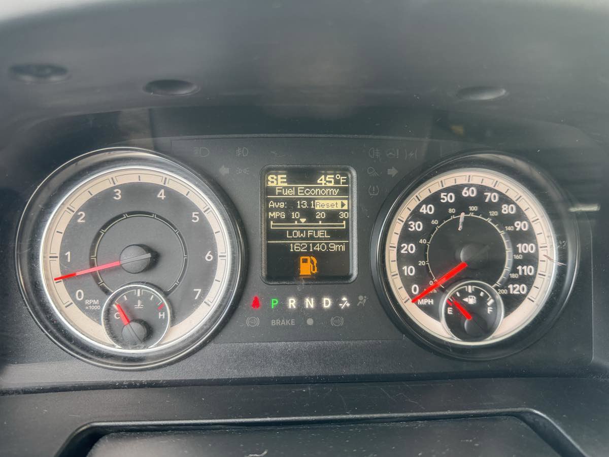 Used 2017 RAM 1500 Classic SLT image 27