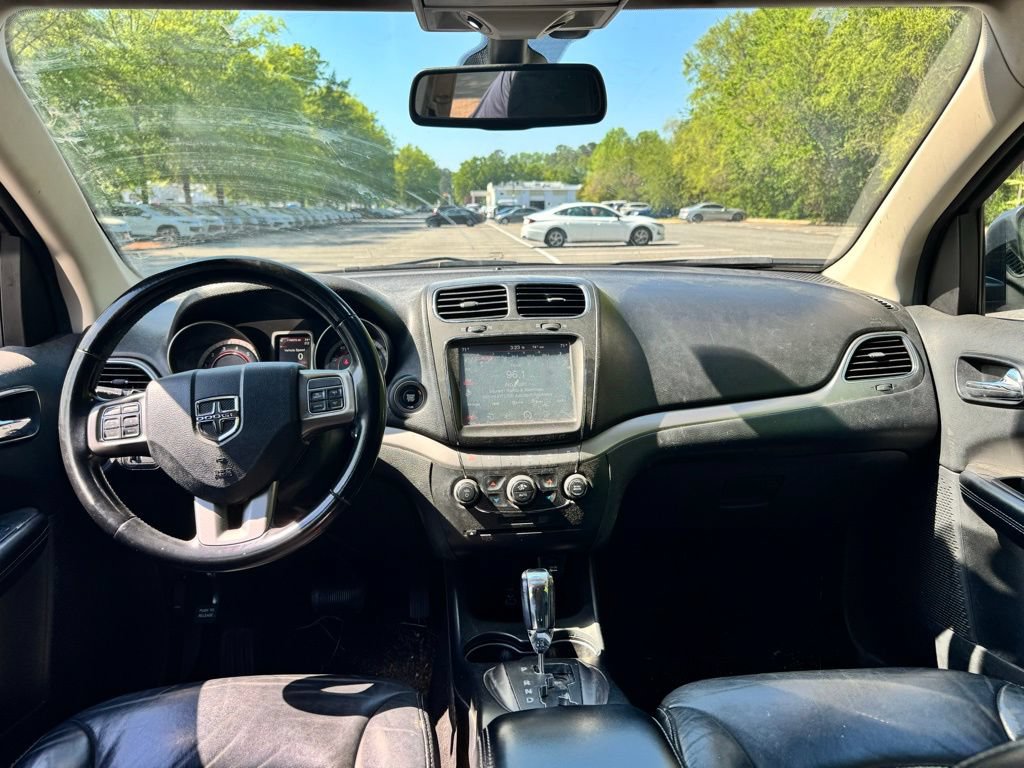 Used 2020 Dodge Journey Crossroad FWD image 13