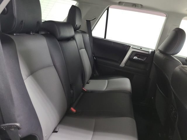 Certified 2020 Toyota 4Runner SR5 Premium w/ Moonroof Package AWD/4WD image 20