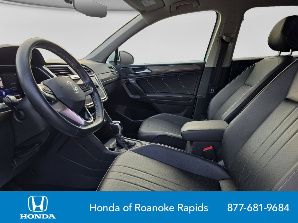 Used 2022 Volkswagen Tiguan SE AWD/4WD image 10