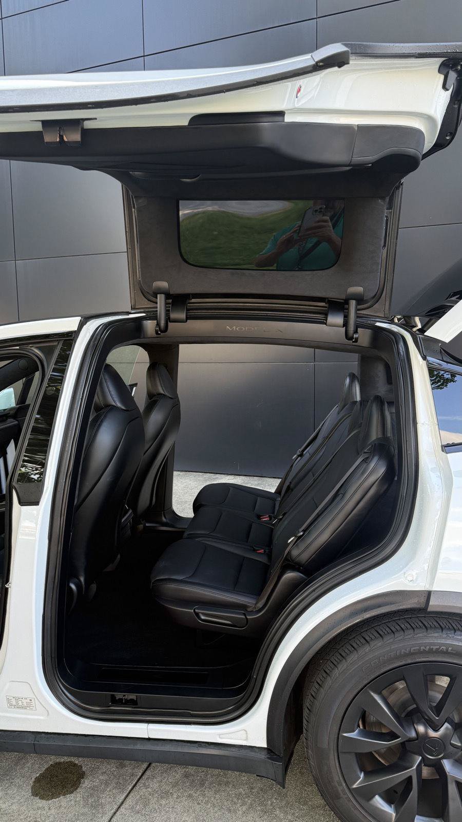 Used 2022 Tesla Model X AWD/4WD image 25