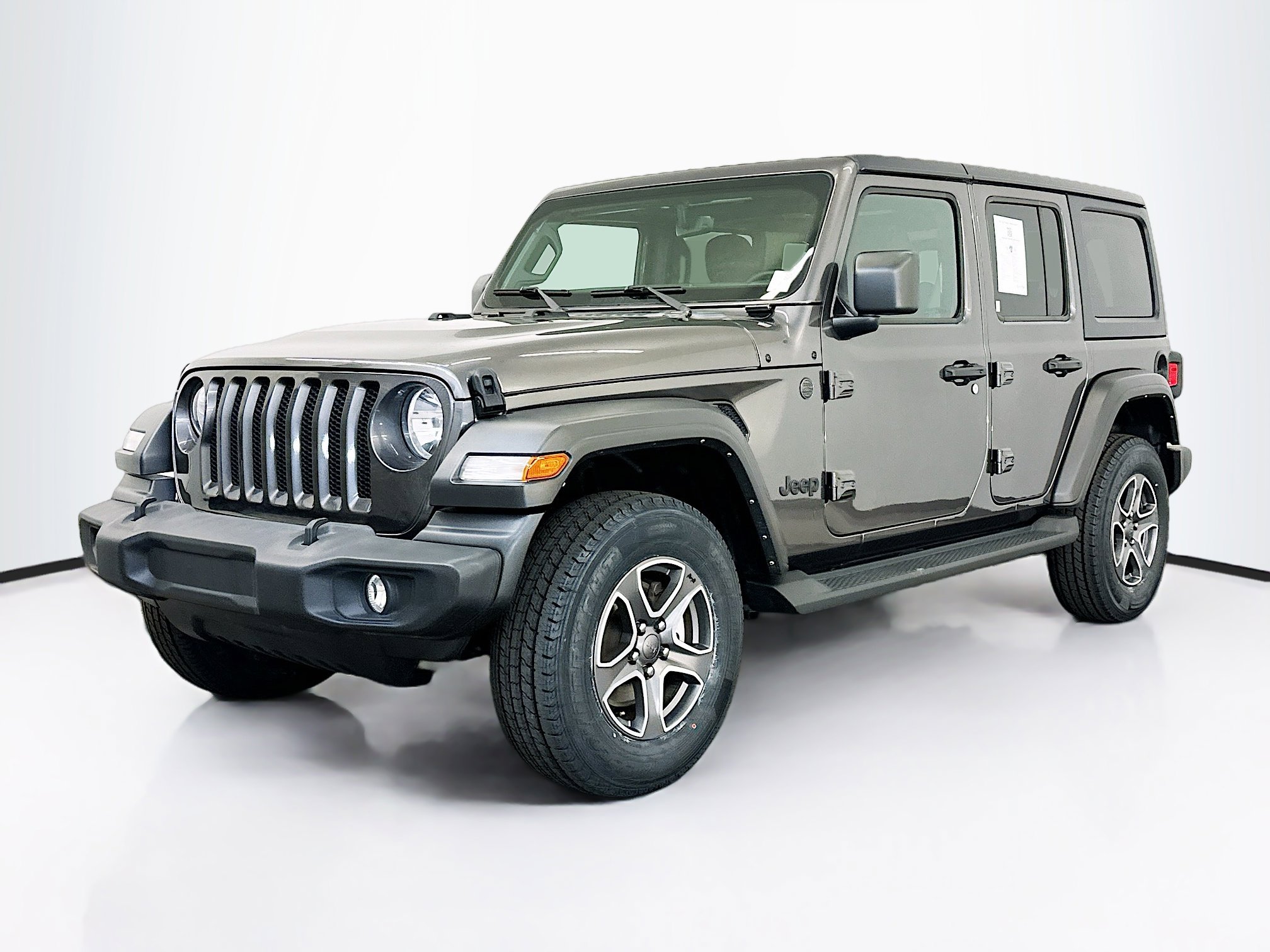 Used 2022 Jeep Wrangler Sport S image 3