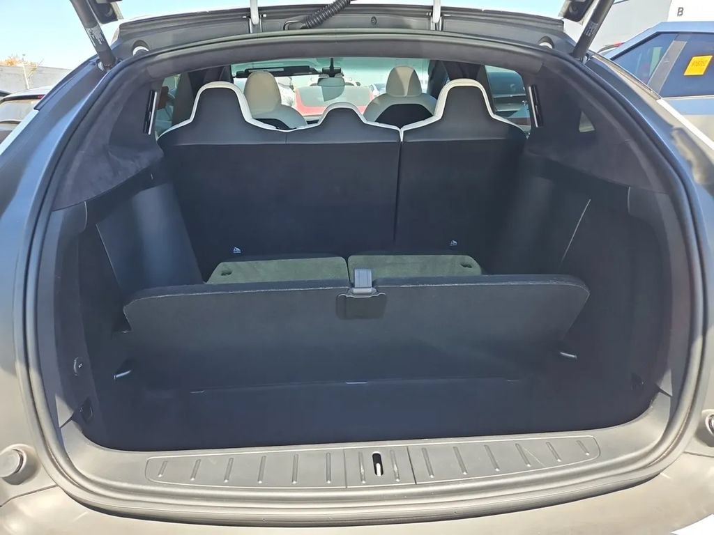 Used 2020 Tesla Model X Long Range AWD/4WD image 10