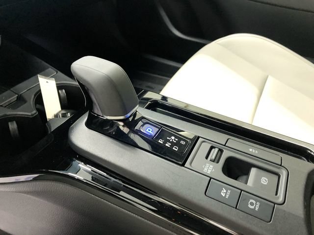 Used 2024 Toyota Prius XLE FWD image 26