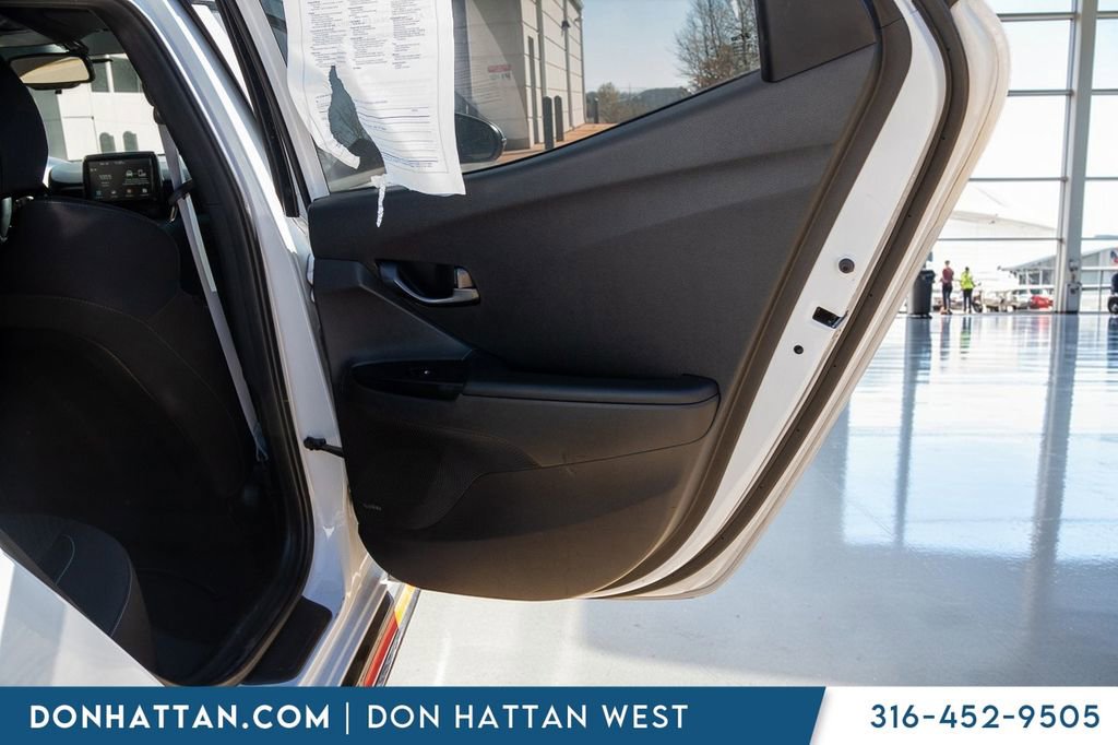 Used 2020 Hyundai Veloster N image 19