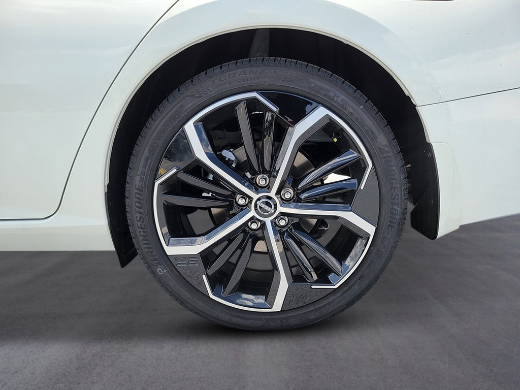 New 2026 Nissan Altima 2.5 SR FWD image 14