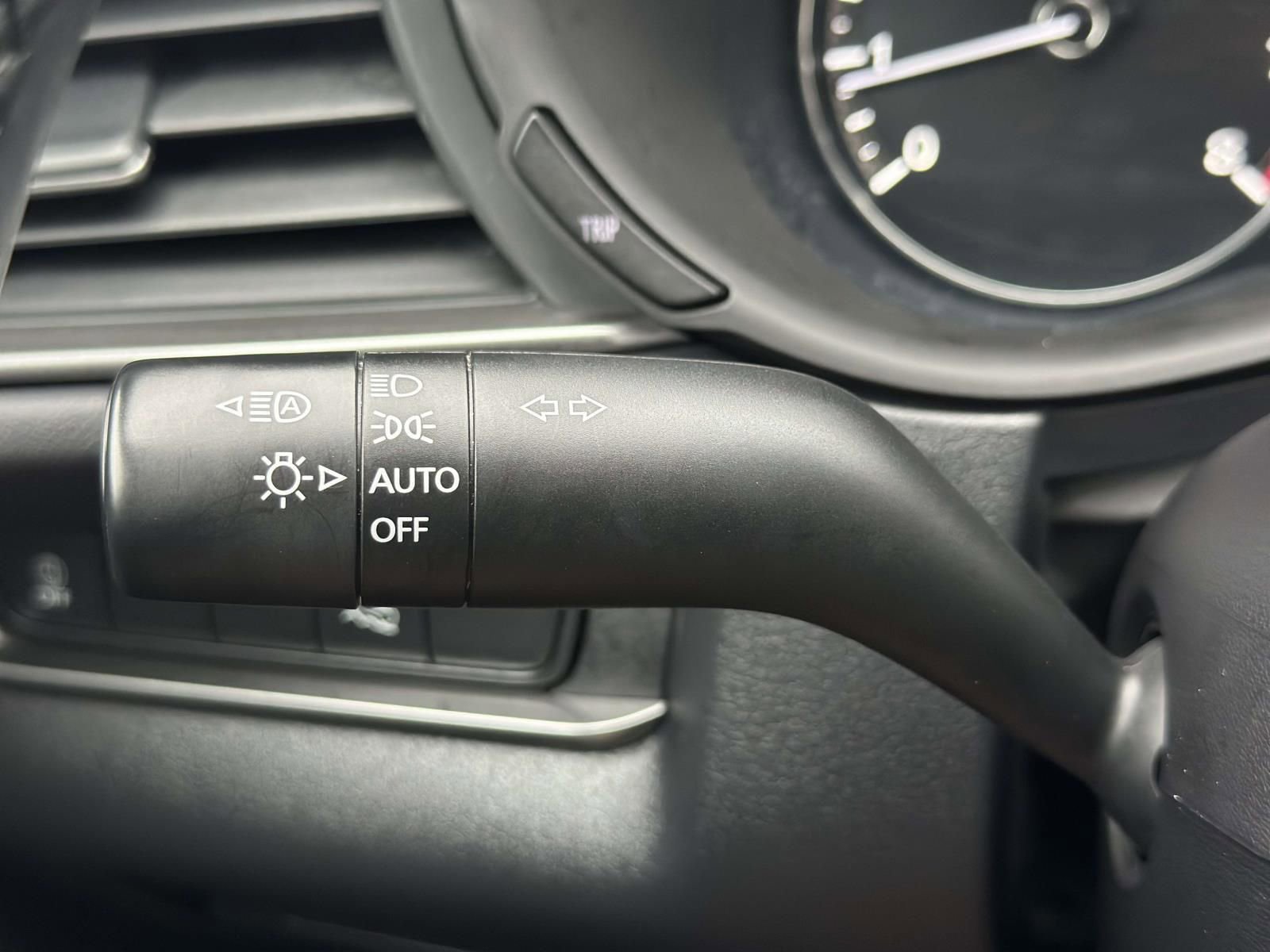 Used 2022 MAZDA CX-30 AWD 2.5 S w/ Select Package image 16