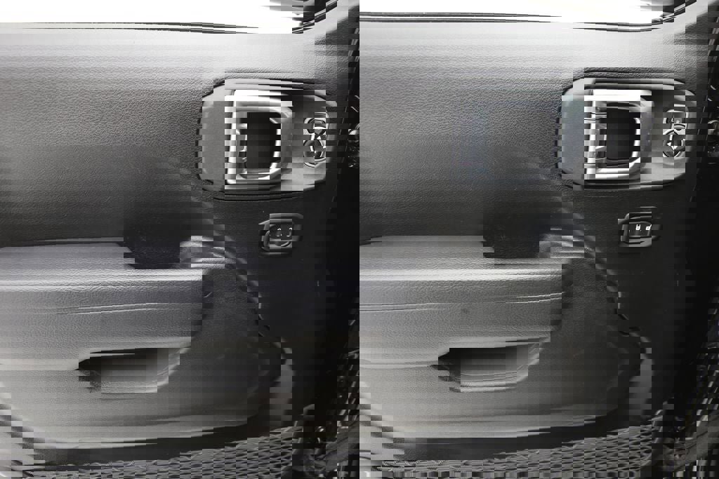 Used 2024 Jeep Wrangler Sport S image 14