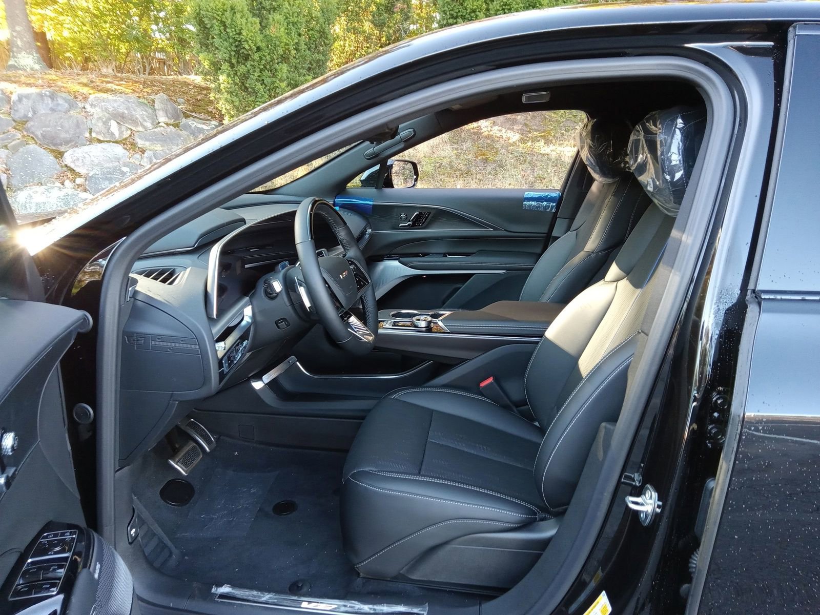 New 2026 Cadillac Lyriq V AWD/4WD image 11