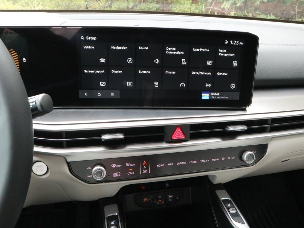 New 2025 Kia Sorento S w/ Panoramic Sunroof Package FWD image 8