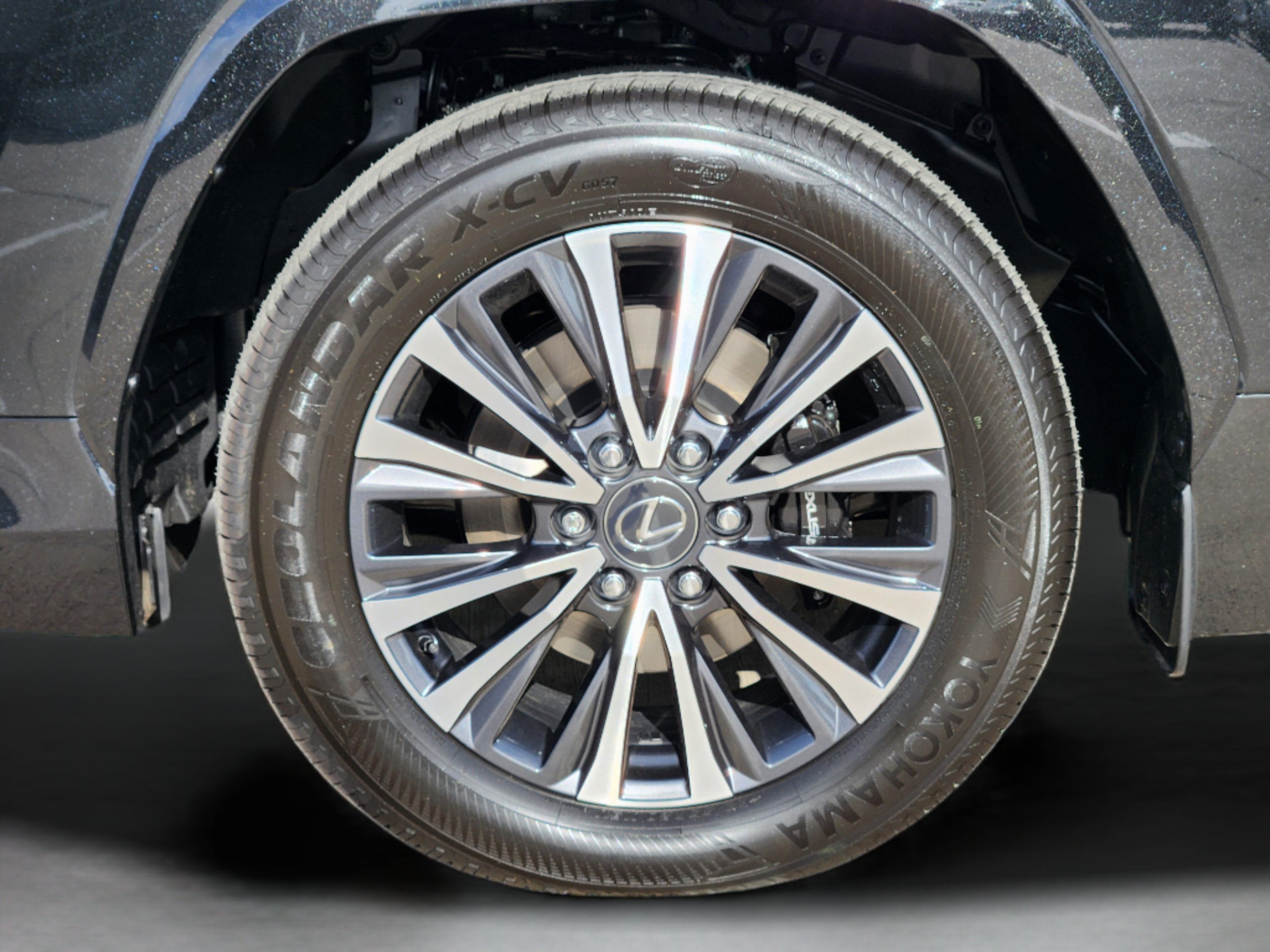 New 2026 Lexus LX 600 4WD w/ Interior Upgrade Package image 25