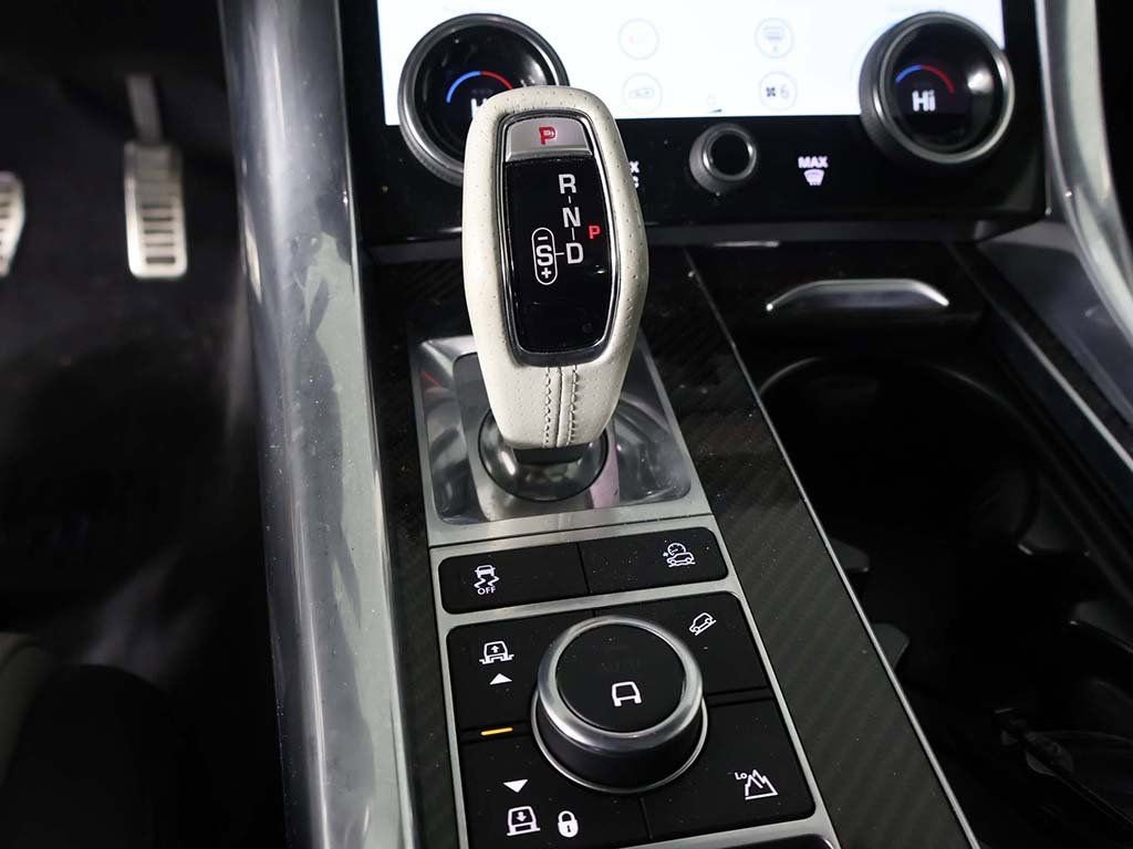 Used 2022 Land Rover Range Rover Sport SVR image 53