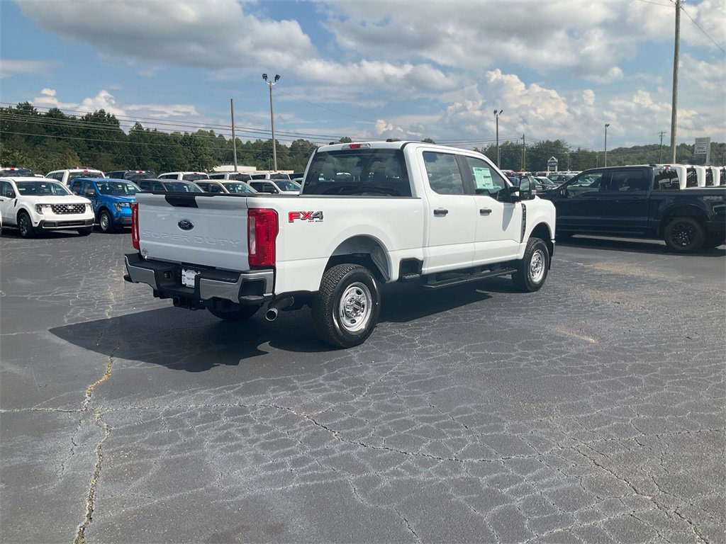New 2026 Ford F250 XL w/ FX4 Off-Road Package image 5