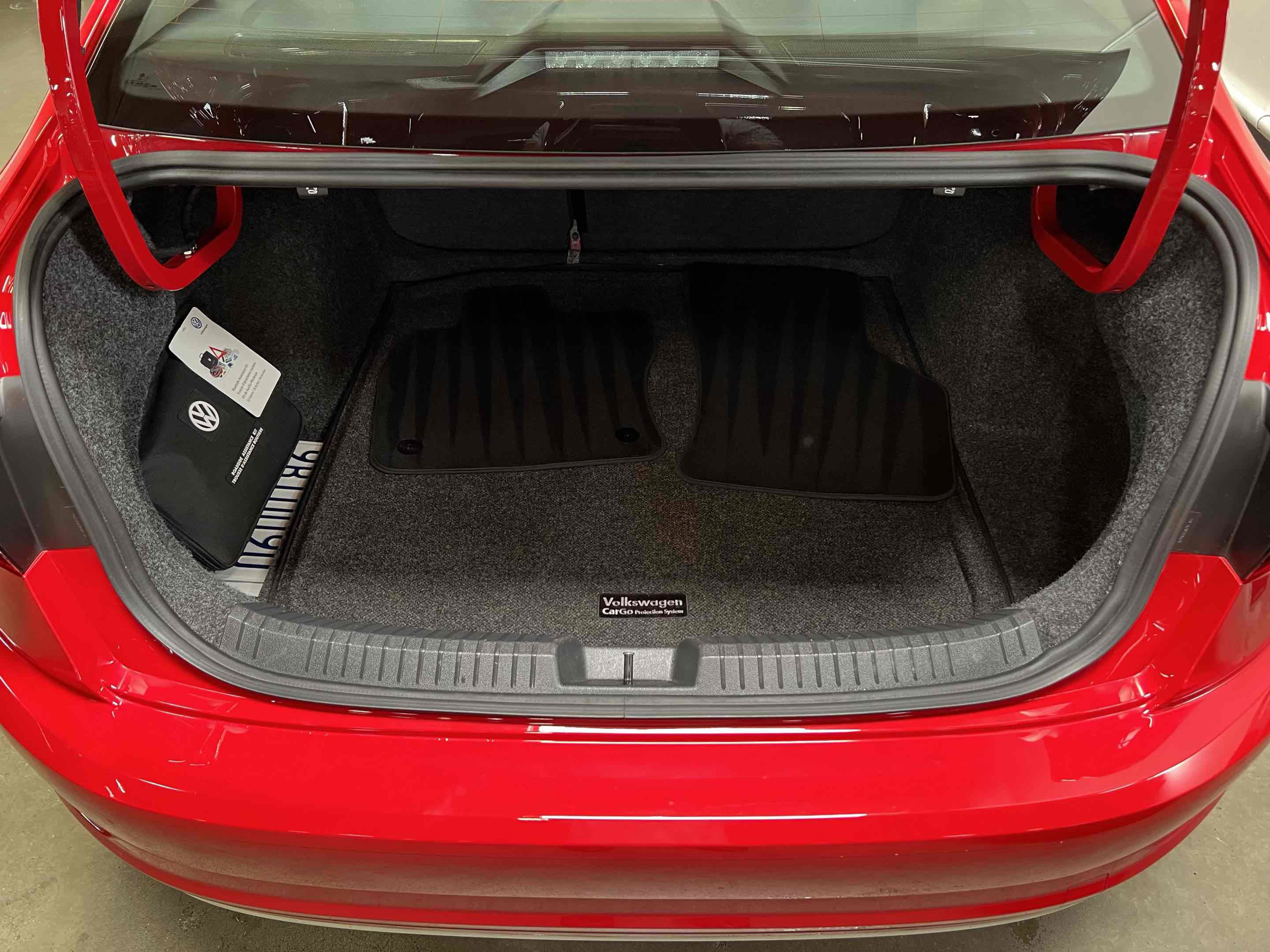 Used 2020 Volkswagen Jetta SE image 69