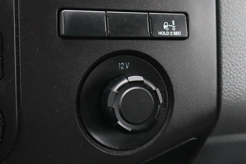 Used 2016 Ford F650 2WD Crew Cab Super Duty image 35