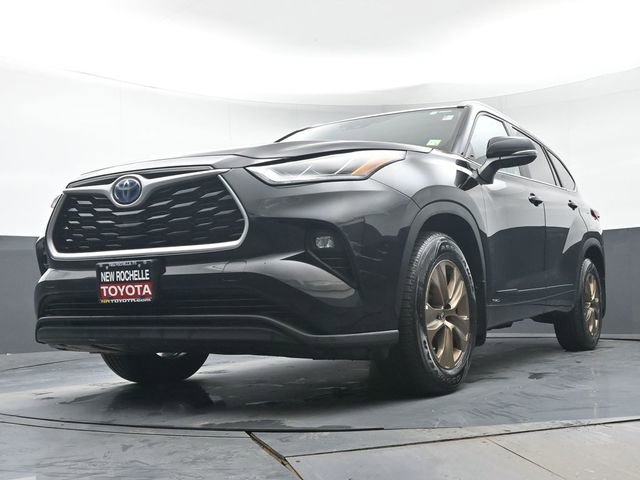 Used 2023 Toyota Highlander Bronze Edition image 31