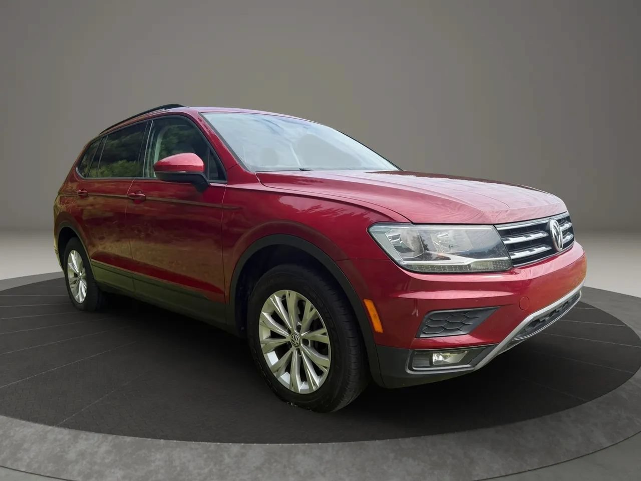Used 2018 Volkswagen Tiguan S FWD image 7