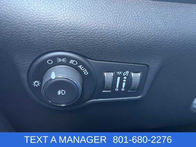 New 2026 Jeep Compass Latitude AWD/4WD image 25