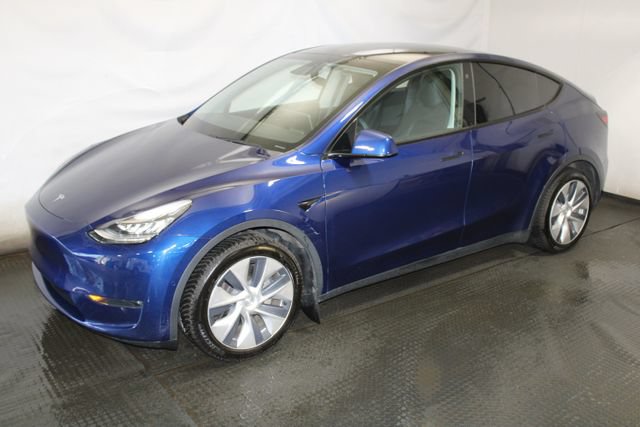 Used 2021 Tesla Model Y Long Range AWD/4WD image 2