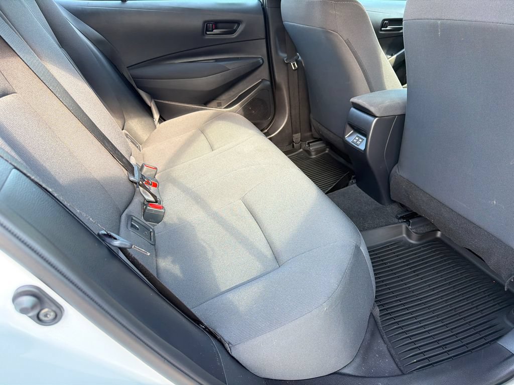 Used 2026 Toyota Corolla LE FWD image 18