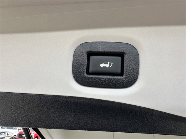 Used 2019 Nissan Rogue SV w/ Premium Package image 43