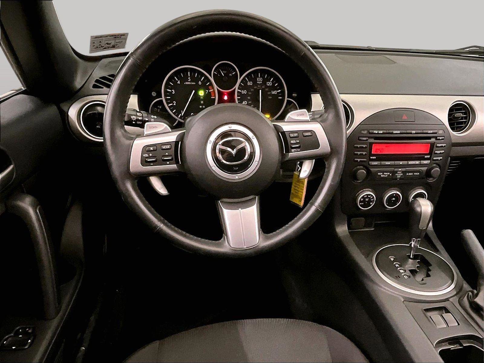 Used 2010 MAZDA MX-5 Miata Touring RWD image 5