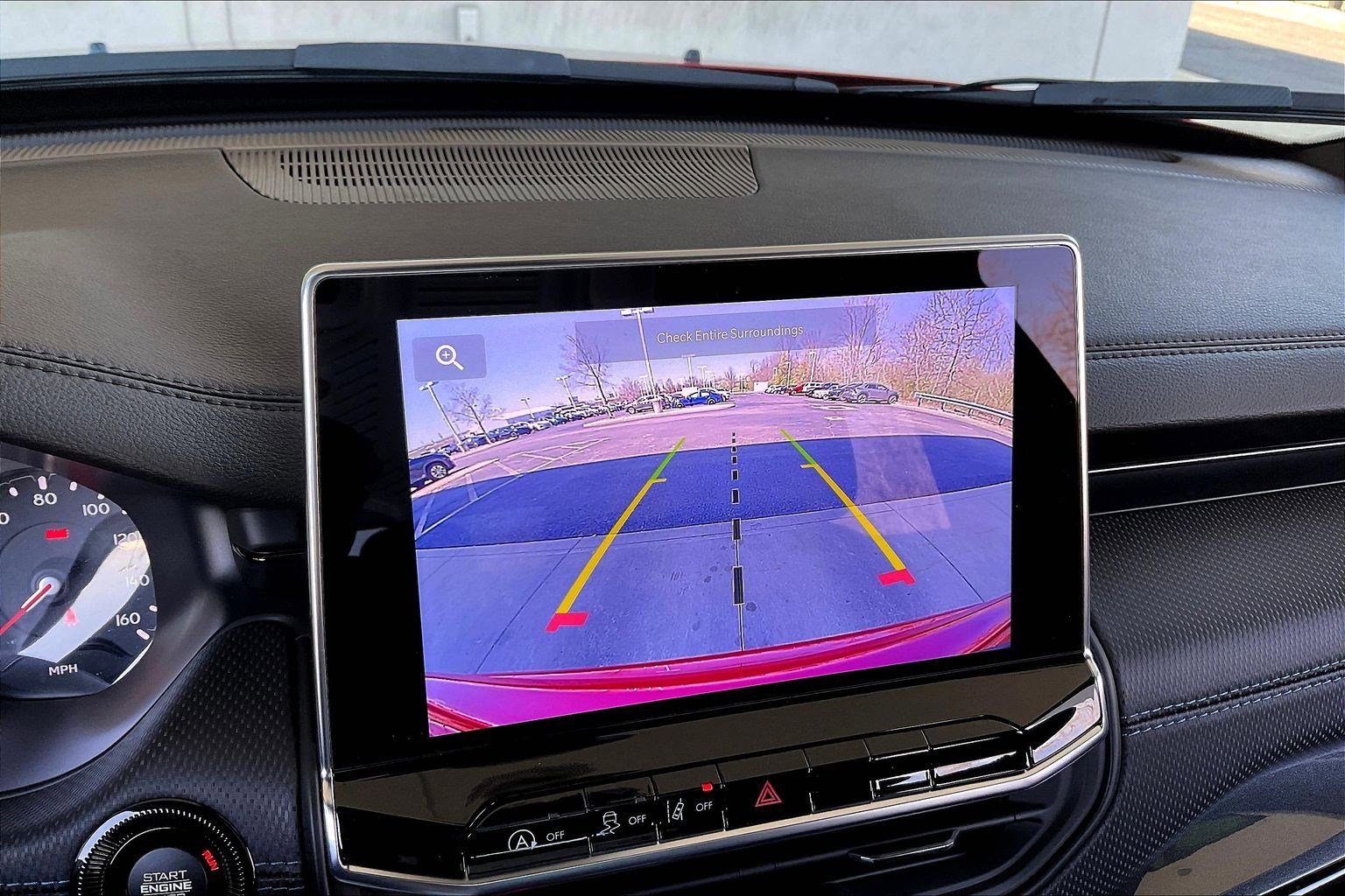 Used 2026 Jeep Compass Latitude image 14