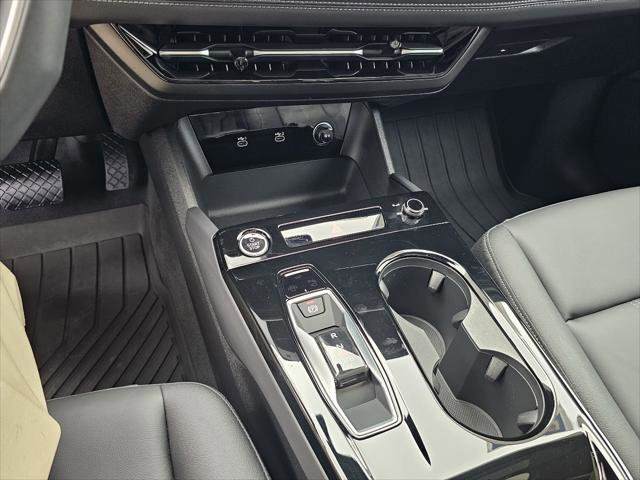 Used 2025 Audi A6 e-tron Premium Plus w/ Premium Plus AWD/4WD image 11